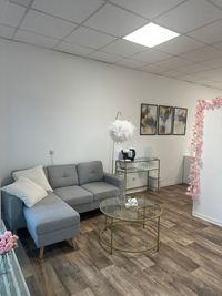 LC Beauty Studio 3